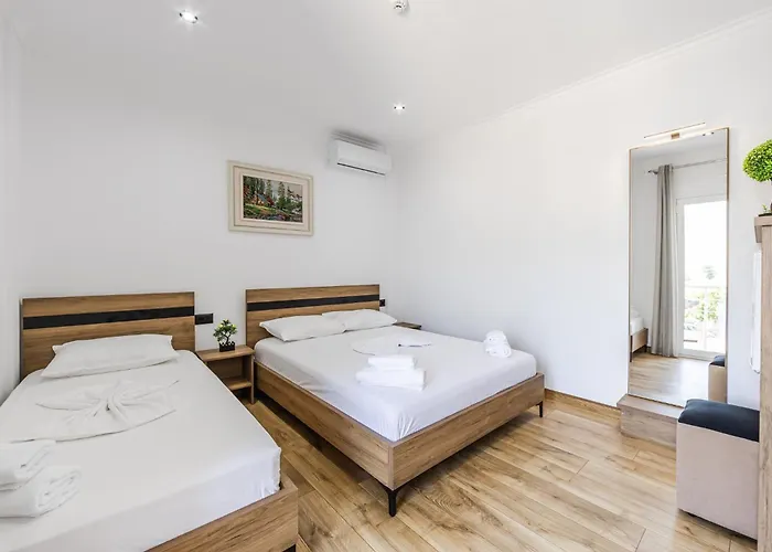 Apartament Bliss By Pikhost Gjirokastra