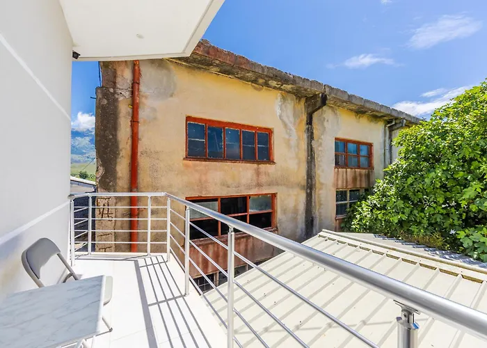 Bliss By Pikhost Apartament Gjirokastra