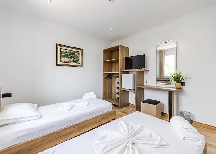 Bliss By Pikhost Apartament Gjirokastra